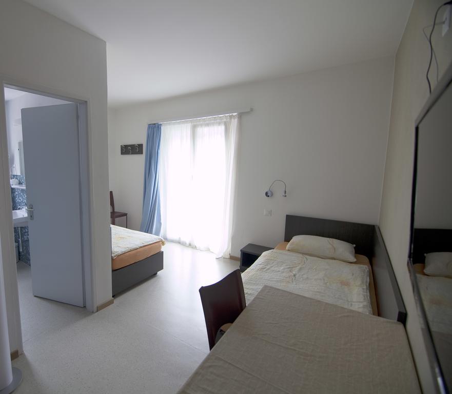 Albergo Elvezia Monteceneri Habitación foto